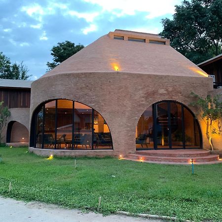 Athita The Hidden Court Chiang Saen Boutique Hotel Sha Plus Certified Chiang Rai Exterior foto